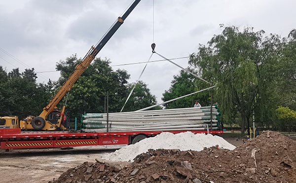 谢通门智慧路灯：提升城市管理效率的创新解决方案