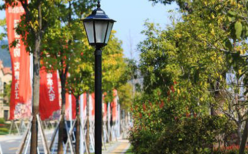 装谢通门庭院灯避坑指南：庭院路灯防雷接地要点